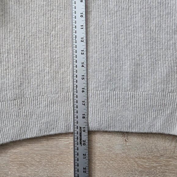 UNIQLO Premium Lambswool Half-Zip Long-Sleeve Knit Sweater Size Medium NWT - Picture 10 of 17